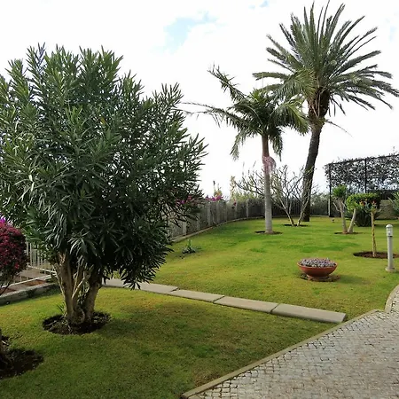 Finest - Beachfront Penthouse 公寓