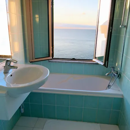 Finest - Beachfront Penthouse Appartement