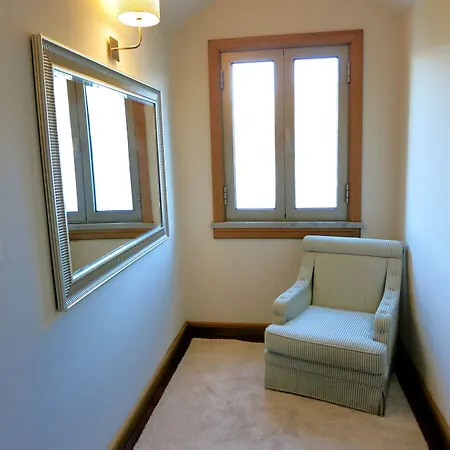 Finest Rentals - Beachfront Penthouse Apartment *