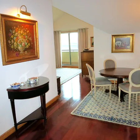 Apartment Finest Rentals - Beachfront Penthouse Funchal (Madeira)